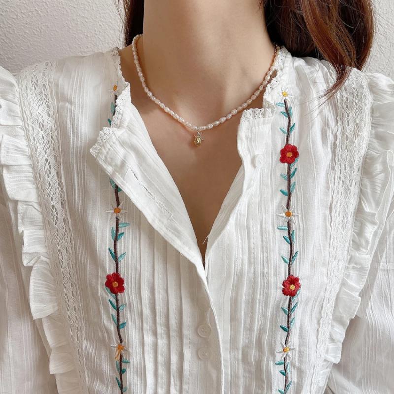 925 Sterling Silver Freshwater Pearl Necklace Double Tone Rose Flower Love