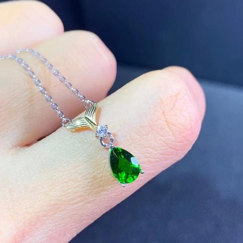 Water Drop Green Diopside Gemstone Pendant 925 Silver Plated