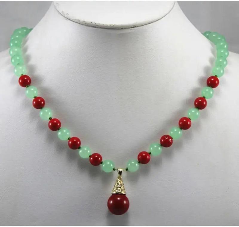 8mm Green Jade & Red Shell Pearl Necklace with 14mm Shell Pearl Pendant