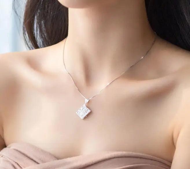 925 Silver Holly Bible Necklace Pendant | Christian Religious Charm