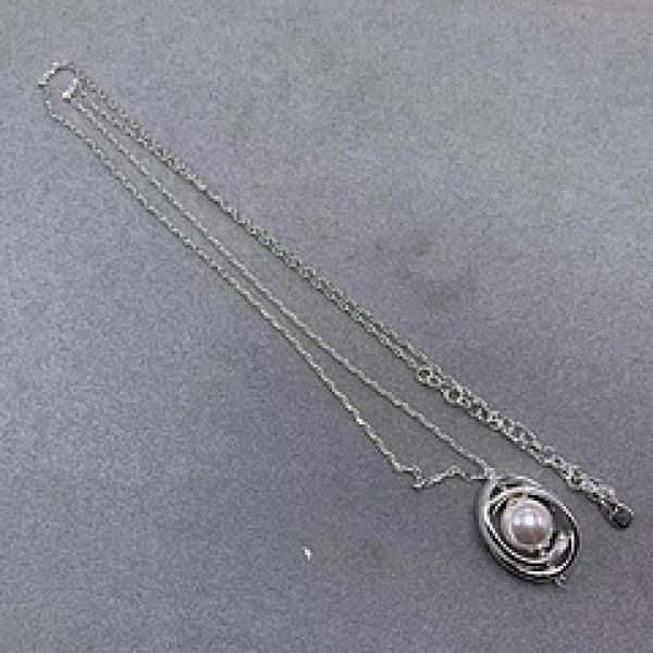 Elegant 925 Silver Pearl Pendant Necklace