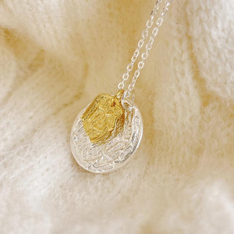 925 Sterling Silver Irregular Round Pendant Necklace Small Jewelry