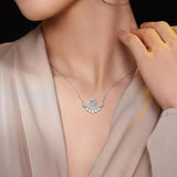 V-Shaped Diamond Clavicle Chain with Zircon Pendant