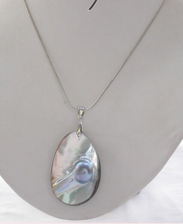 Gray South Sea Mabe Pearl Necklace Pendant