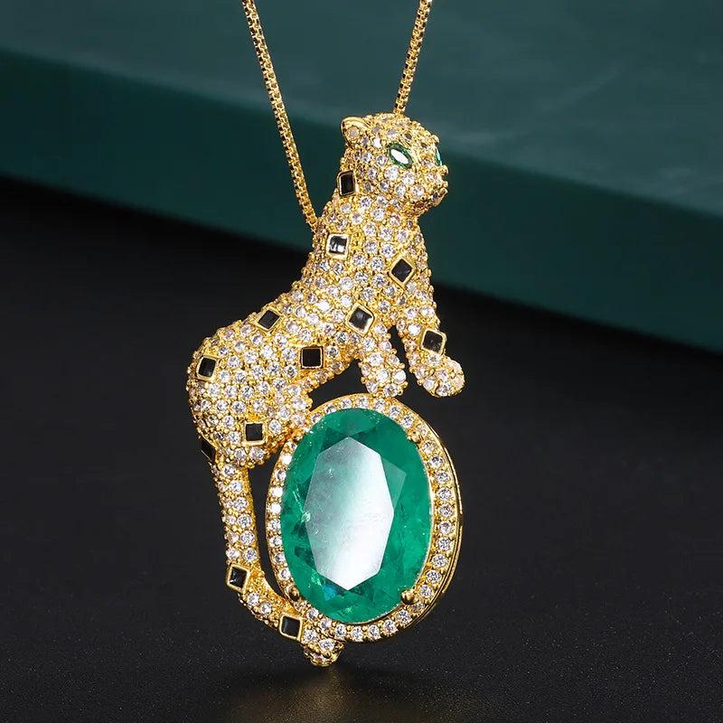 Leopard Necklace Retro Emerald Pendant Fashionable Charm Personality