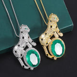 Leopard Necklace Retro Emerald Pendant Fashionable Charm Personality