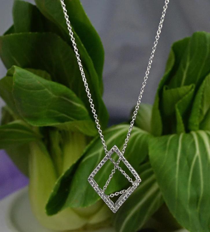925 Silver Cubic Necklace 3g NE31284