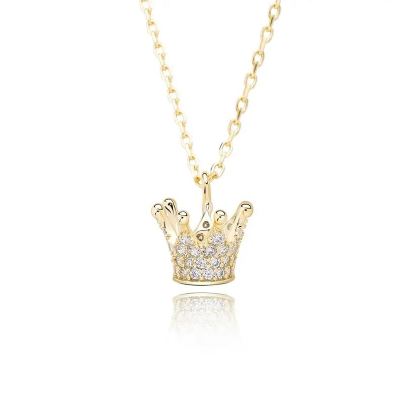 925 Sterling Silver Crown Pendant with Silver Ice Cubic Zirconia