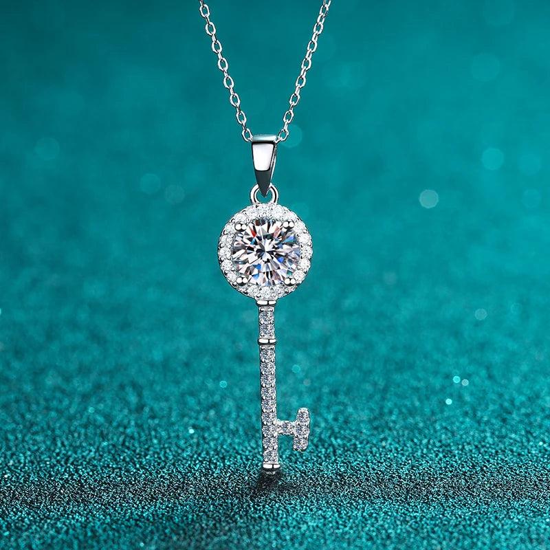 S925 1ct Mosanite Pendant Key Diamond Necklace