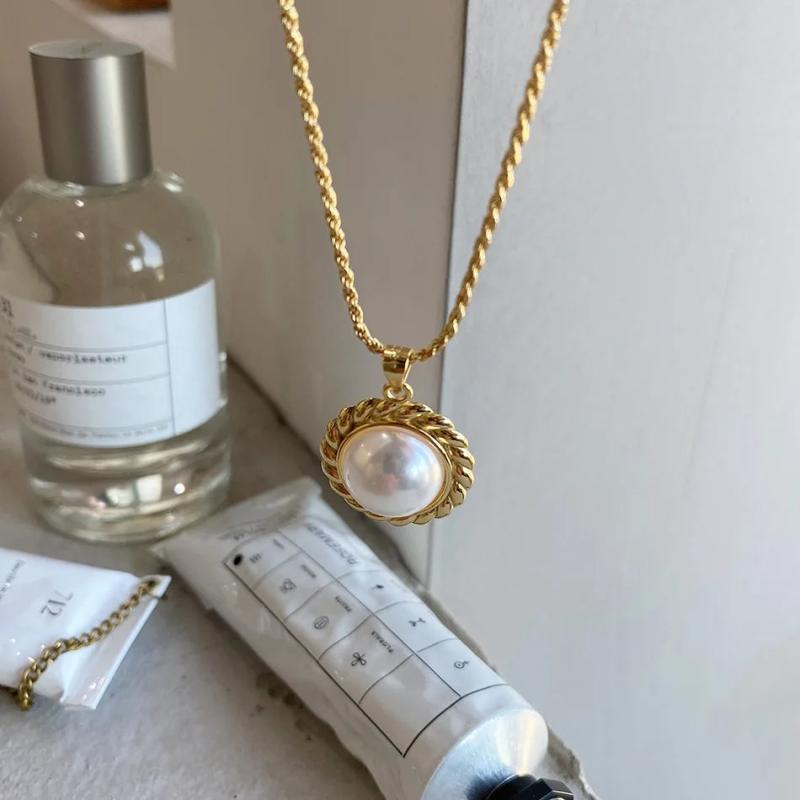 925 Silver Rope Chain Necklace with Shell Pearl Pendant