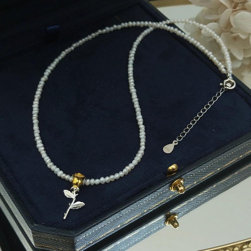 Real Pearl Mini Necklace 925 Silver Rose Flowers Pendant for Women