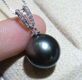 Elegant 10-11mm Tahitian Pearl Pendant Necklace