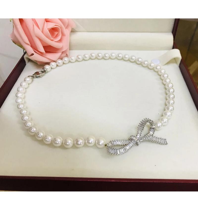 Natural Pearl Necklace Clavicle Bow Tie Short Micro Inlay Zircon Choker