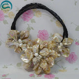 Natural Freshwater Pearls Green Shell Flower Necklace