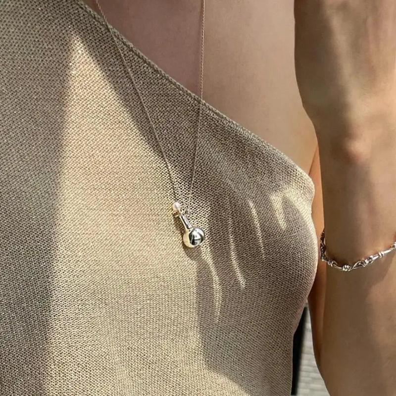Flower Vase Pendant Necklace with Freshwater Pearl