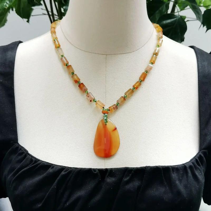 Real Stone Orange Green Necklace Agate Pendant Crystal Choker