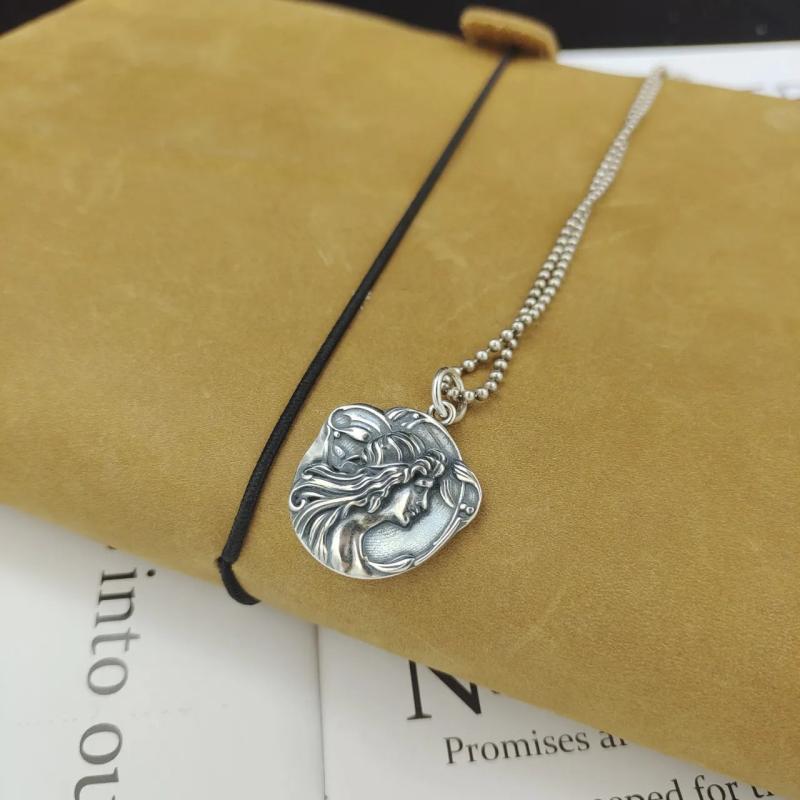 S925 Pure Silver Jewelry Personality Girl Round Card Retro Matte Pendant