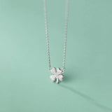 925 Silver Sweet Flower Pendant Necklace Zircon Clover Hypoallergenic