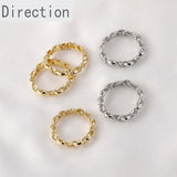 14k Color-Preserving Wavy Twist Circle Pendant