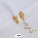 14K Covered Irregular Oval Carved Belt Earrings 925 Silver Needle