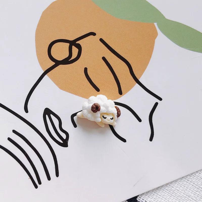 40PCS Mini Dancing Animal Sheep Pendant Keychain DIY Girl Gift