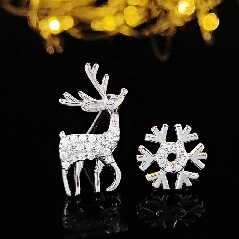 Elk Snowflakes 925 Silver Earrings Christmas Party E6616S
