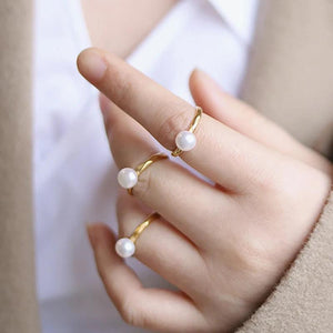 Vintage Stainless Steel Band Ring with Freshwater Pearl