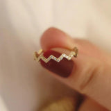 925 Silver Plated V-Shaped Wave Ring with Zircon for Women