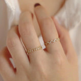 925 Silver Plated V-Shaped Wave Ring with Zircon for Women