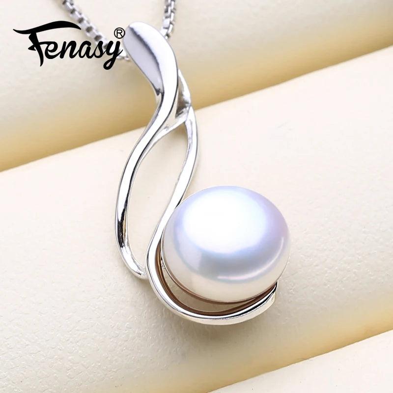 Vintage 925 Silver Pendant Freshwater Pearl Necklace
