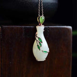 Guanyin Hand Bottle Hotian Jade Pendant Necklace Good Pregnancy Clavicle Chain