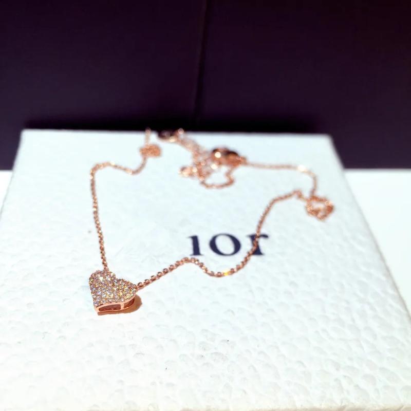 Rose Heart Pendant Necklace with Zircon Stone
