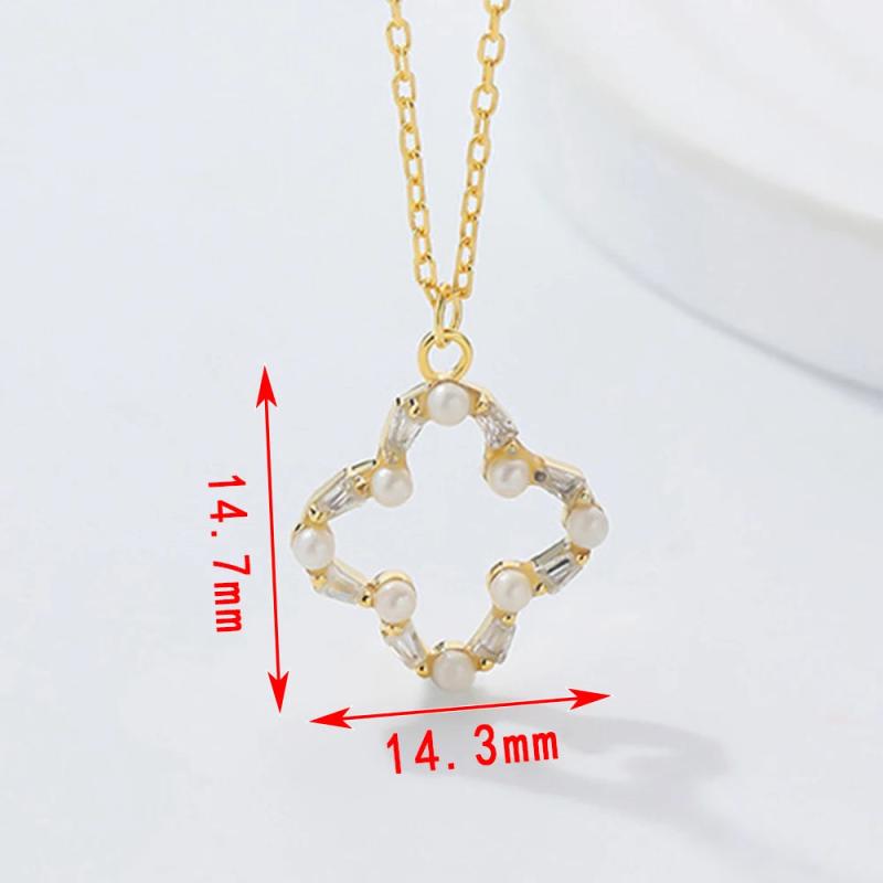 Sterling Silver Four Leaf Grass Necklace with Zircon