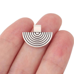 10 Tibetan Silver Semicircle Half Round Charms Pendants Beads 16x21mm