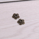 200pcs 3*12*12mm Small Flower Pendants Jewelry DIY Charms