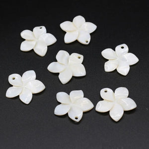10 Pcs Natural Freshwater Shell Petal Pendant Beads Jewelry Making DIY
