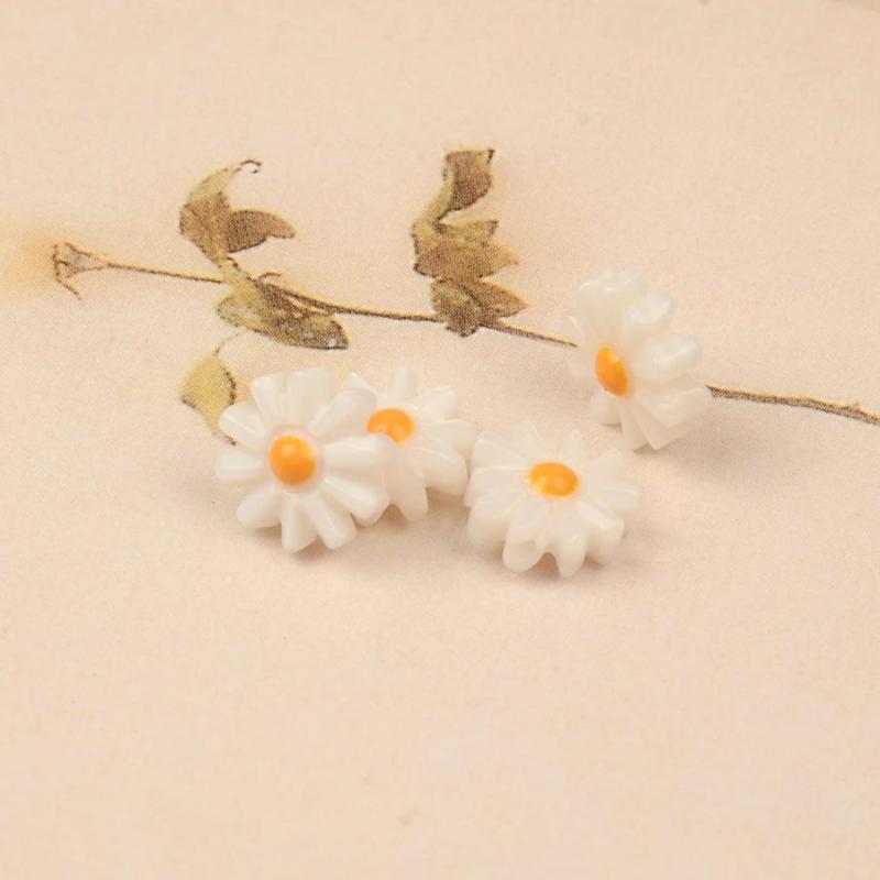 8mm Daisy Flower Shell Beads for DIY Bracelet Making