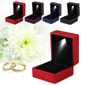 LED Lighted Ring Storage Box Jewelry Display Case Gift Wedding Ring Boxes
