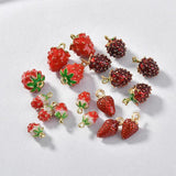 Alloy Drop Oil Small Strawberry Pendant DIY Accessories 2pcs