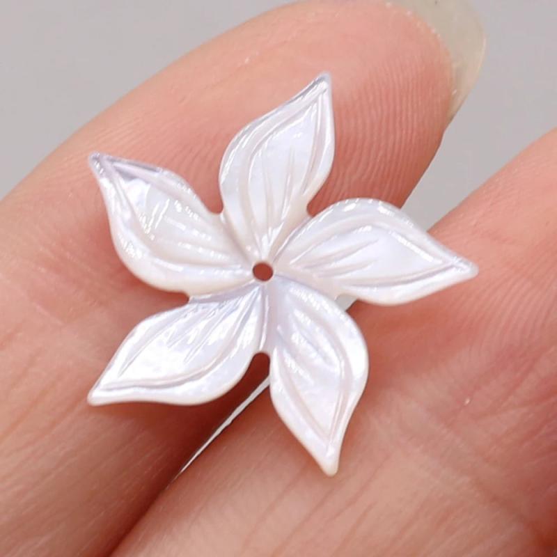 2PC Natural Mother Of Pearl Shell Beads Hand-carved Flower Charms