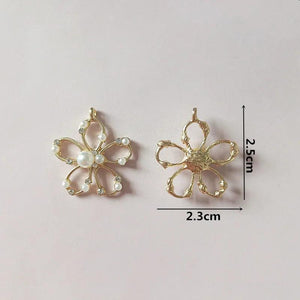 10 PCS Metal Alloy Flowers Pendant DIY Jewelry Making