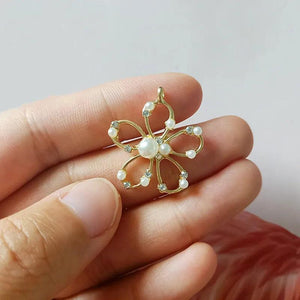 10 PCS Metal Alloy Flowers Pendant DIY Jewelry Making
