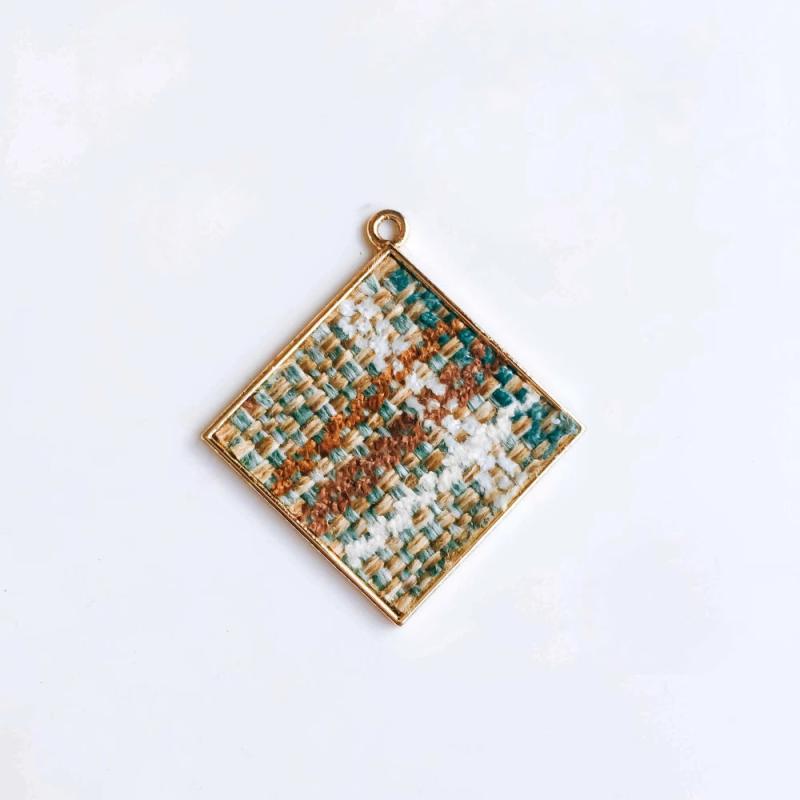 Square Wool Stuff Spacer Pendant Necklace Supplies 4pcs
