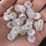 5Pcs Natural Shell Beads Flower-shaped Loose Shell For Jewelry Making
