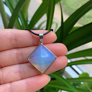 Healing Stone Jewelry Natural Crystal Necklace for Women