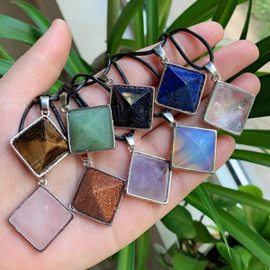 Healing Stone Jewelry Natural Crystal Necklace for Women