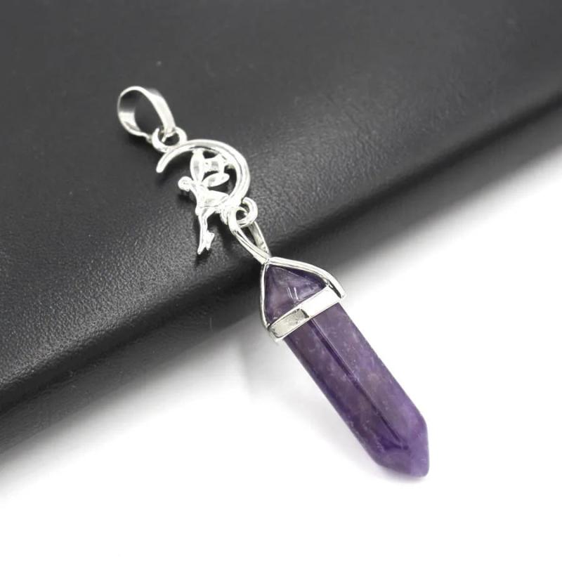 Hexagonal Pointed Amethysts Quartz Pendant Necklace