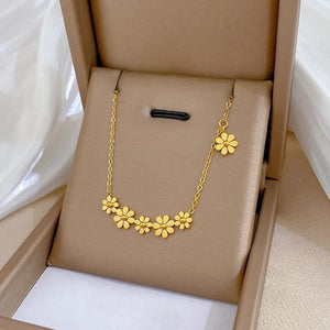 Sunflower Necklace for Women Stainless Steel No Easy Fede Necklace C