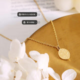 Japanese Ins Leaf Oval Pendant Necklace Titanium Steel Gold-Plated