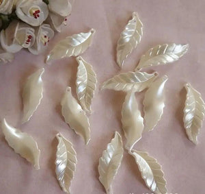 30Pcs Pearl Acrylic Leaf Shape Charm Beads DIY 14x40mm y1753